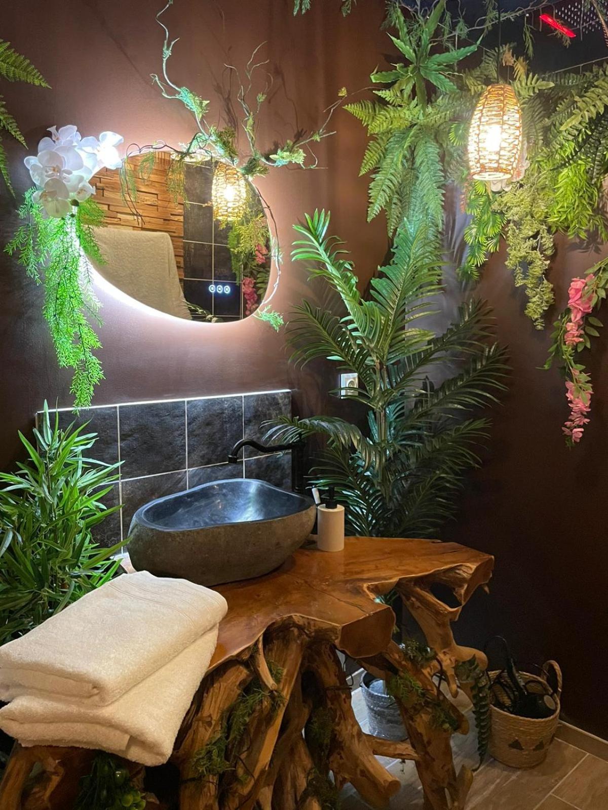 Serengeti Safari Room Sigean Bagian luar foto
