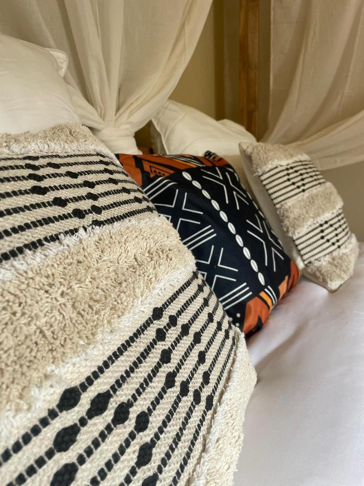 Serengeti Safari Room Sigean Bagian luar foto